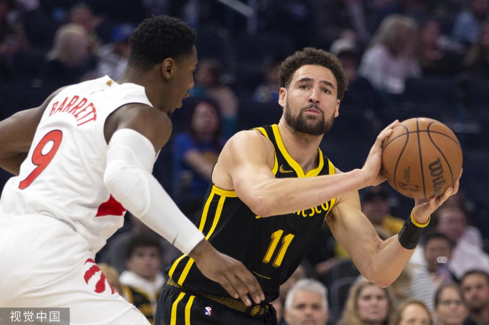 场中赢得了 场中赢得了