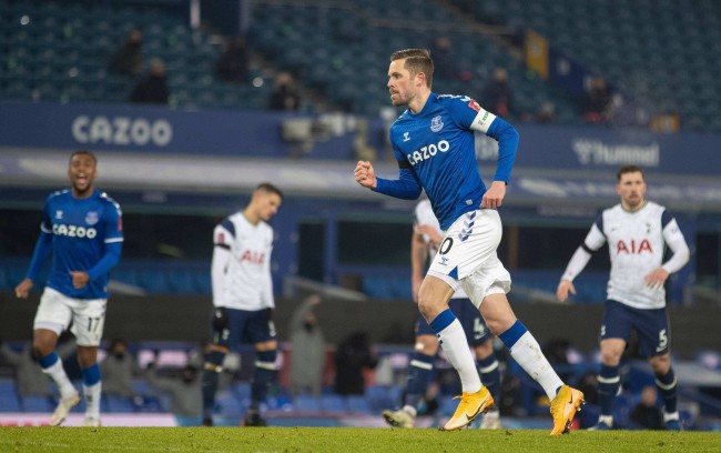 他更倾向于 他更倾向于