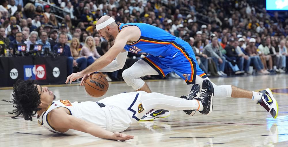 雄鹿不仅获 雄鹿不仅获