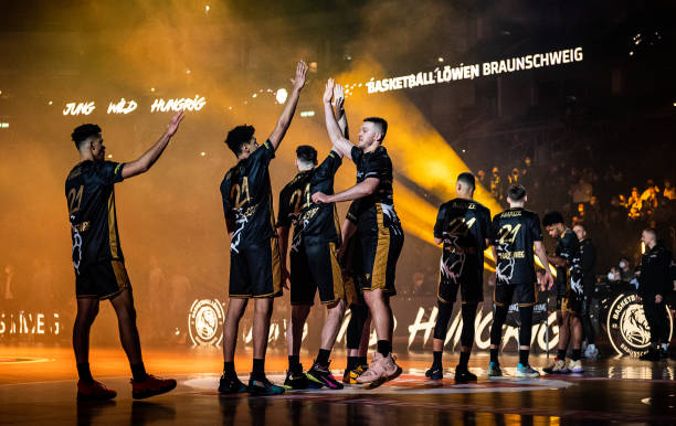 帮助运动员 帮助运动员